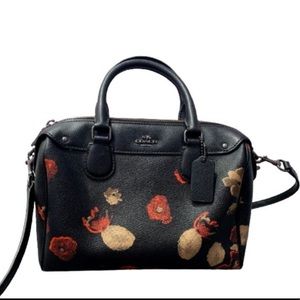 COACH MINI BENNETT SATCHEL IN BLACK FLORAL
COACH STYLE #F37060